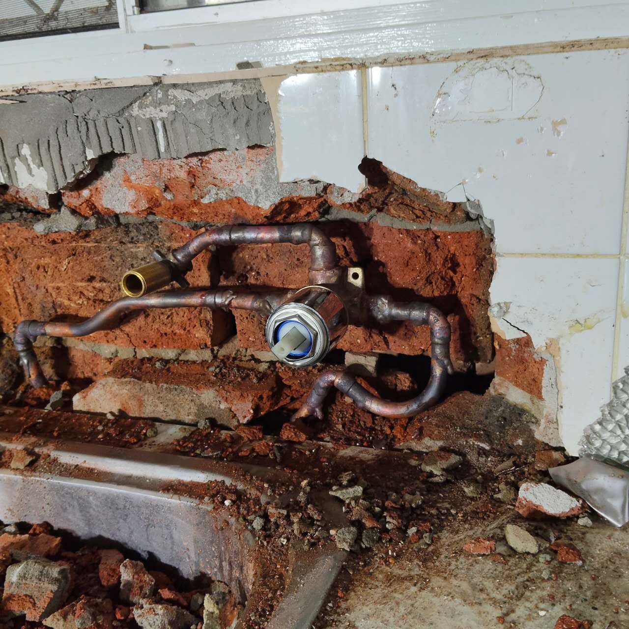 Kitchen Mixer & Cavity Leak Repair photo 2