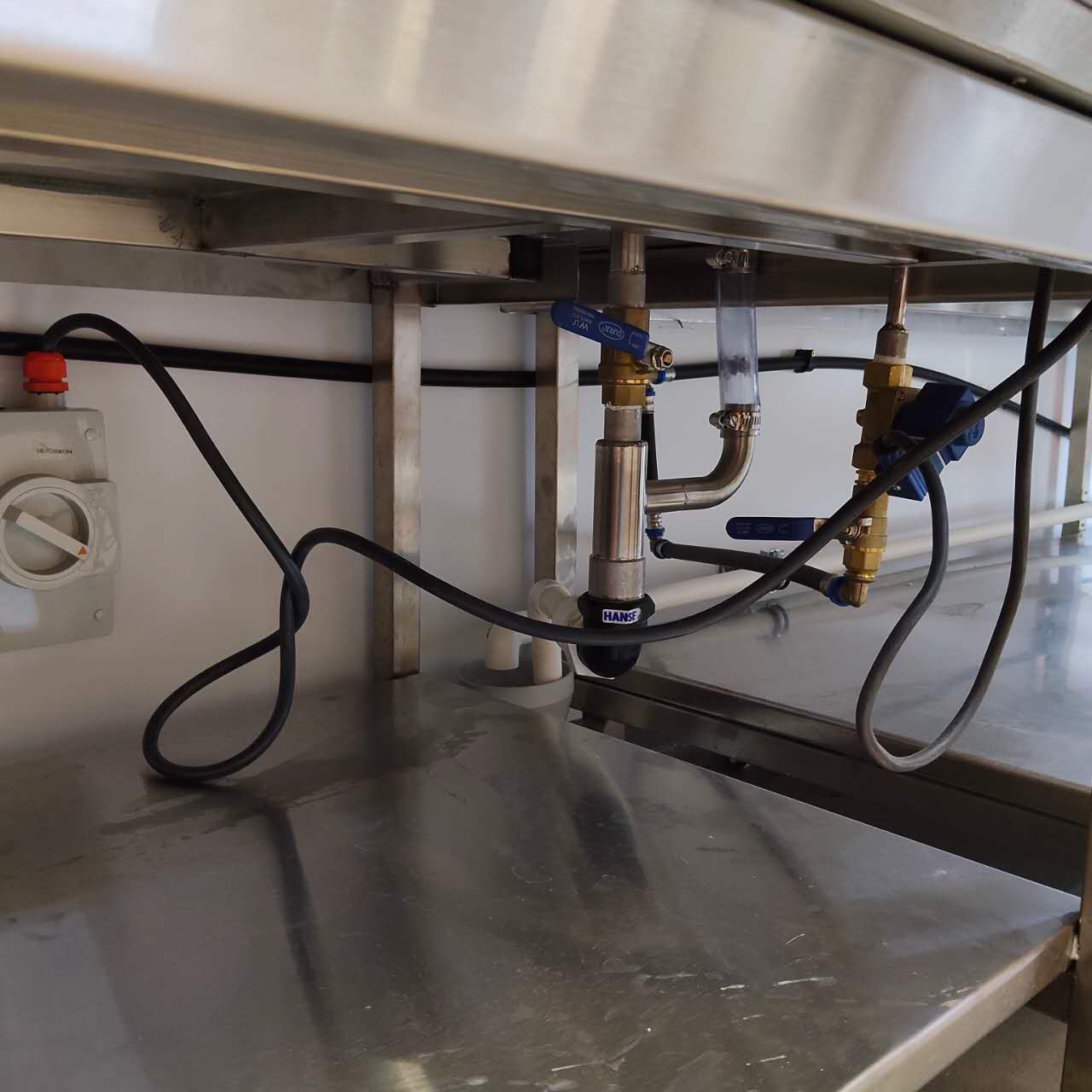 Maddington Commercial Kitchen Fit-Out photo 18